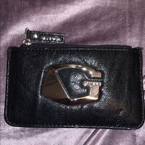Guess black coin purse!